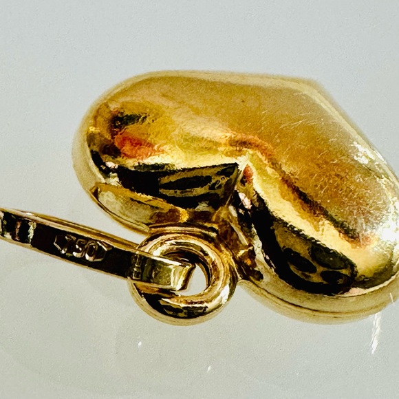 Heart Pendant. 💛 Real 18(18k) Karat Solid Gold Jewelry - Picture 7 of 11